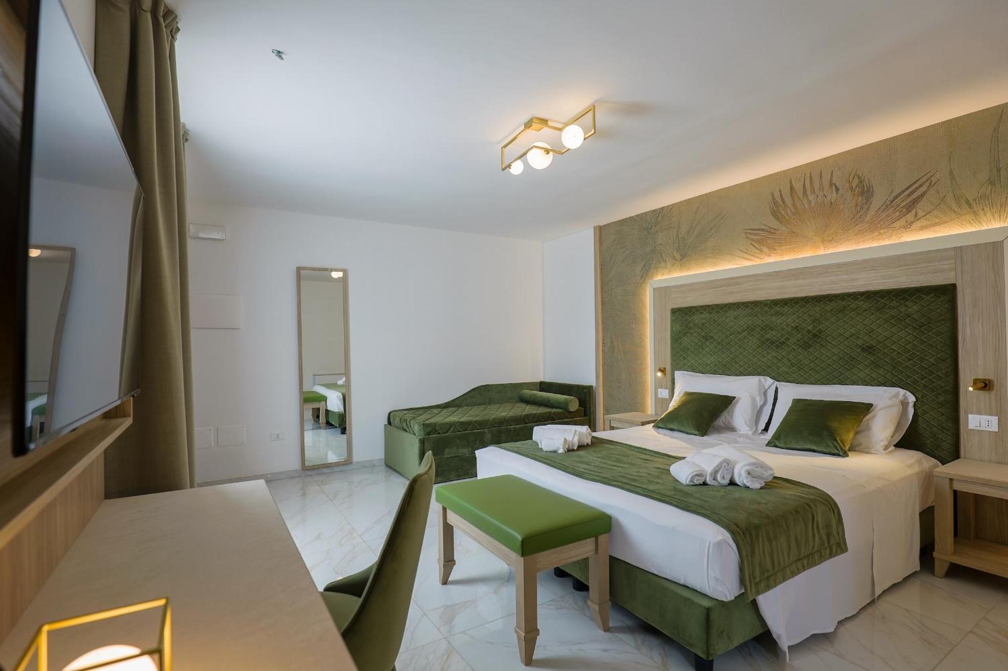 Grotta Saracena Resort Porto Cesareo Bagian luar foto