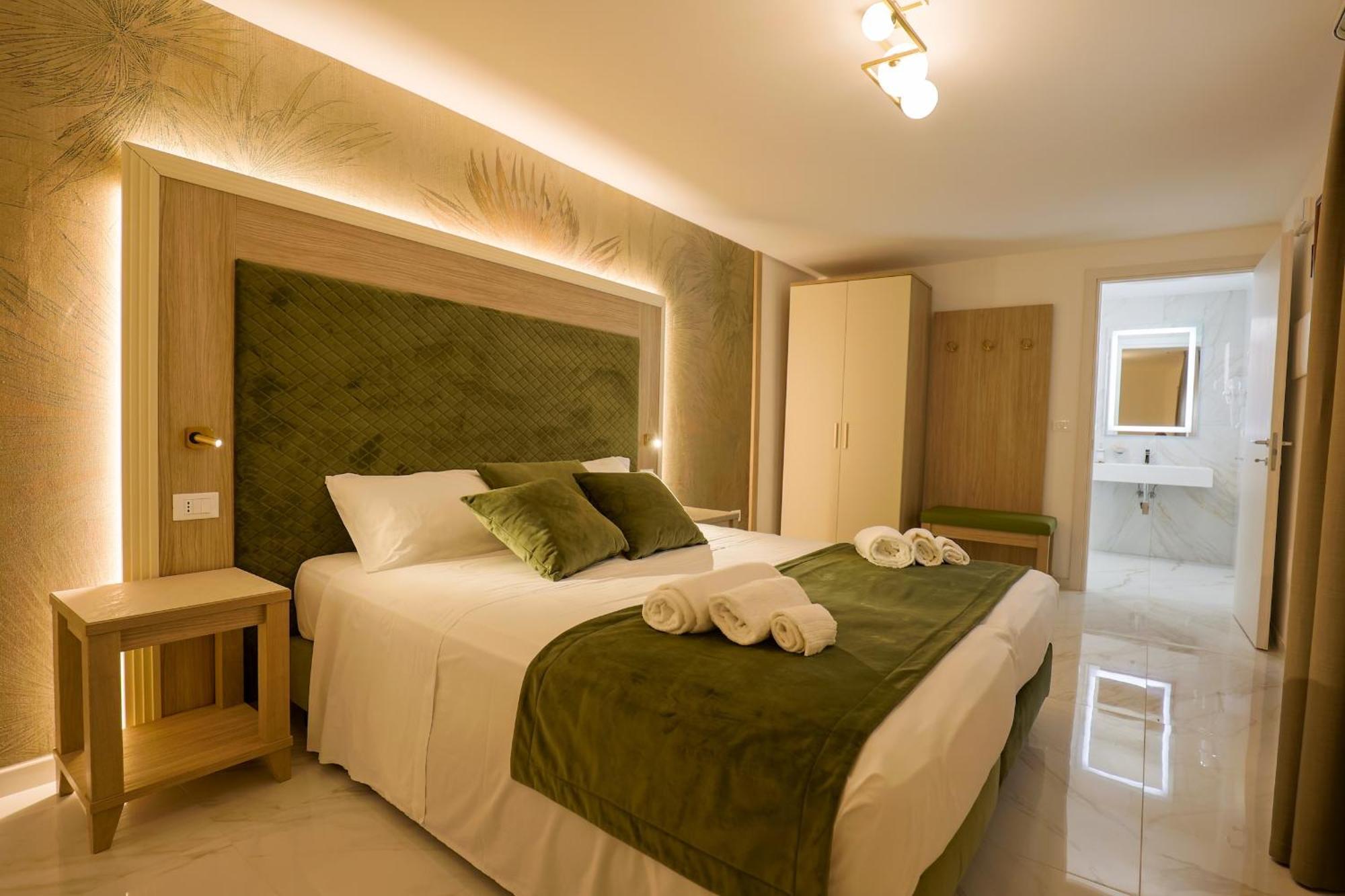 Grotta Saracena Resort Porto Cesareo Bagian luar foto