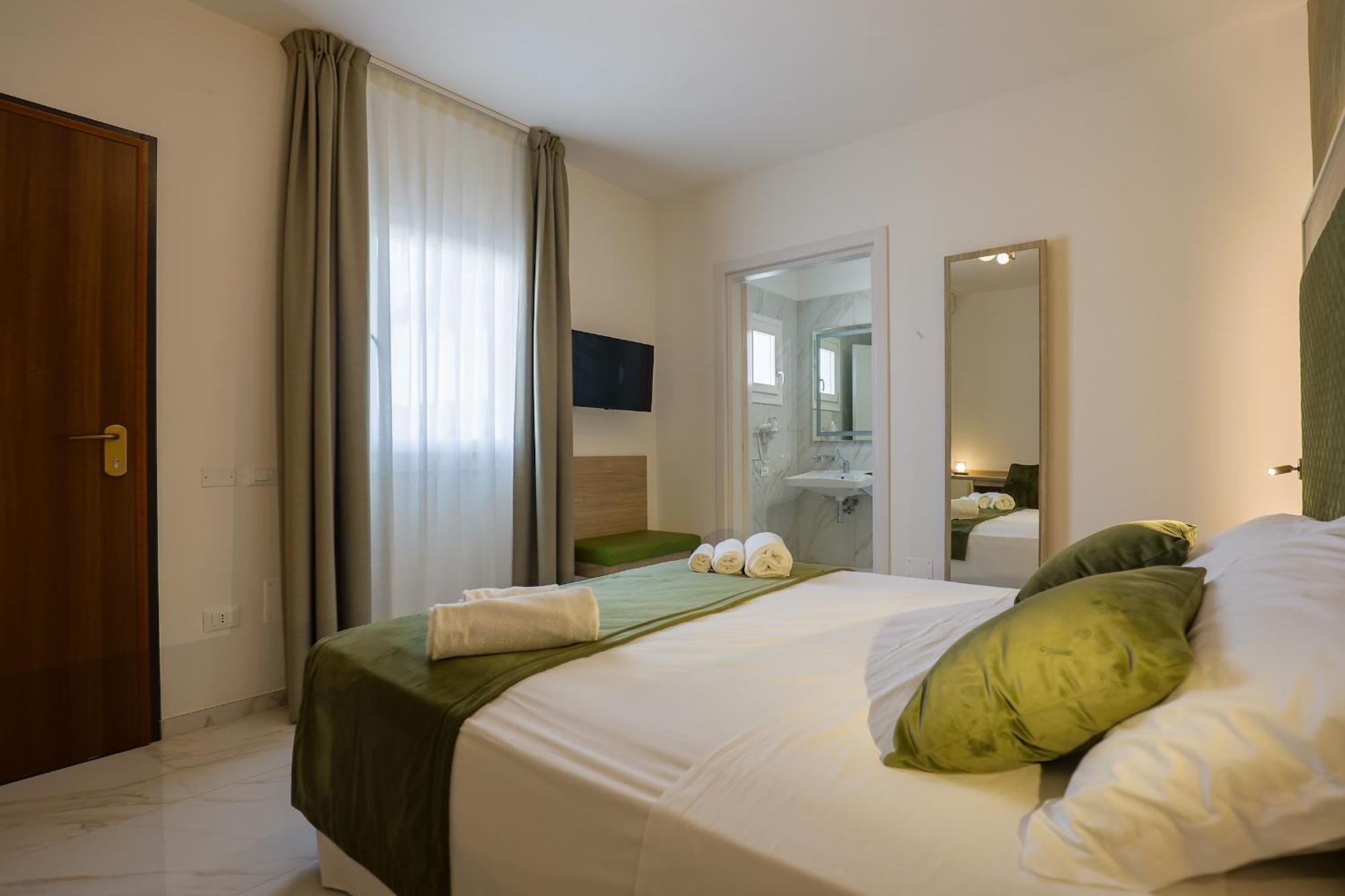 Grotta Saracena Resort Porto Cesareo Bagian luar foto
