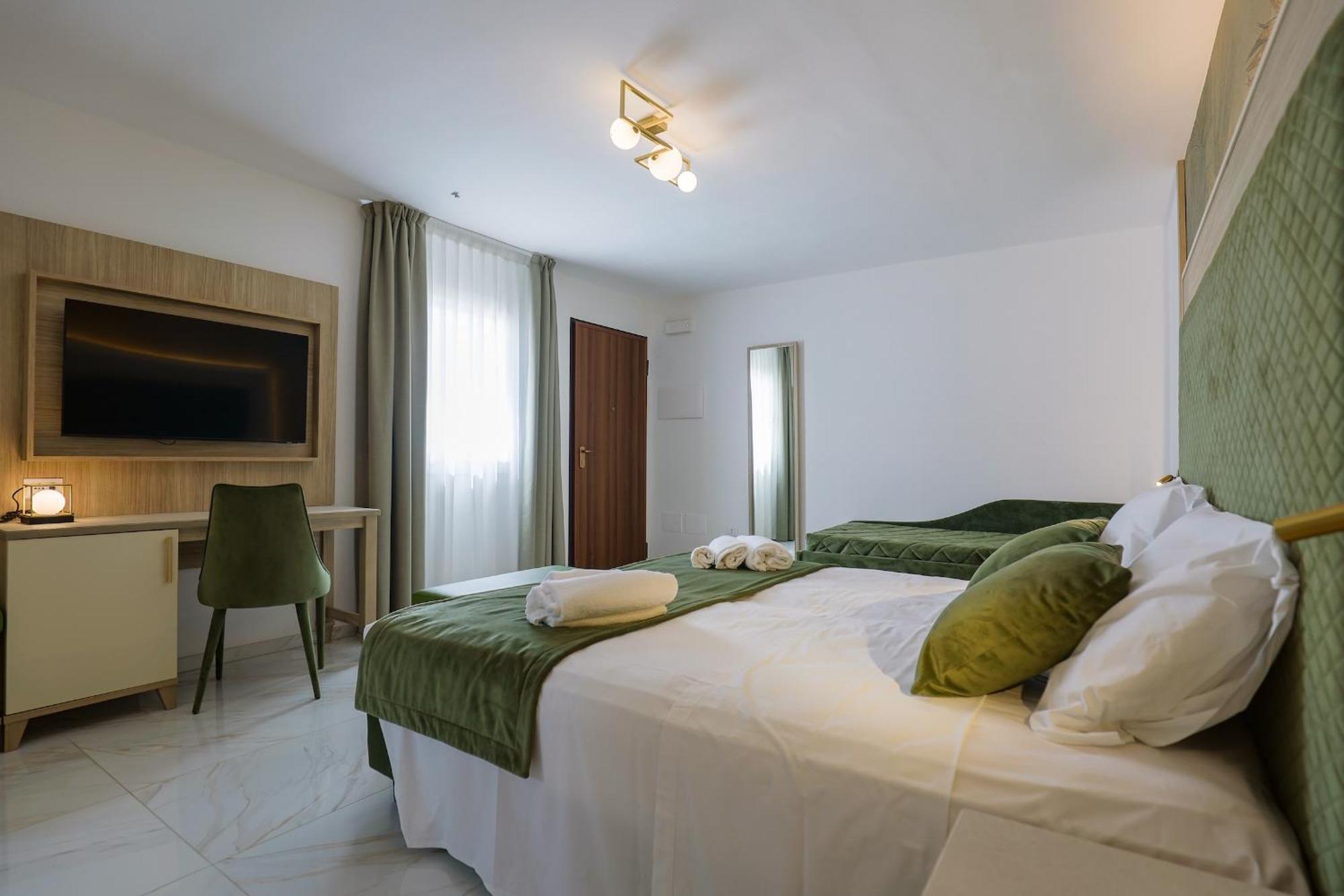 Grotta Saracena Resort Porto Cesareo Bagian luar foto